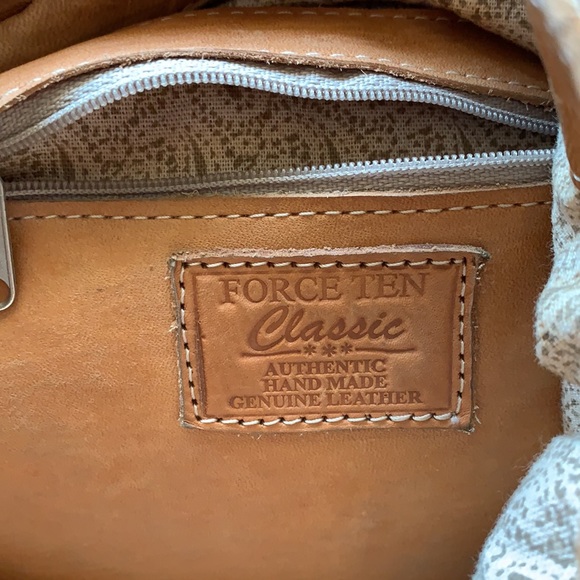 Force Ten vintage leather crossbody bucket bag - Picture 10 of 15